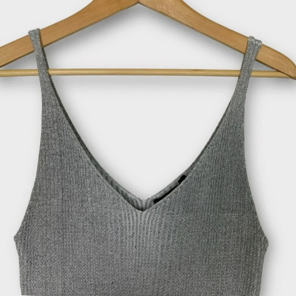 Forever 21 Metallic Silver Knit Tank Crop  Top - Picture 3 of 6